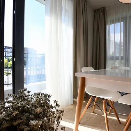 Connect Living Aparthotel 2*