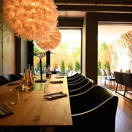 Connect Living Aparthotel 2*