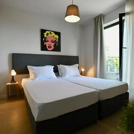 Connect Living Free Parking Apartmán *